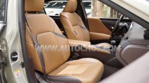 Xe Lexus ES 250 2018
