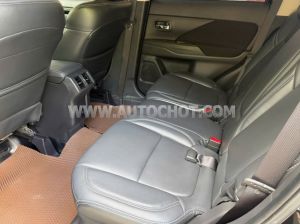 Xe Mitsubishi Outlander 2.0 CVT 2021