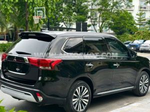 Xe Mitsubishi Outlander 2.0 CVT 2021