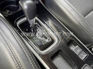 Xe Mitsubishi Outlander 2.0 CVT 2021