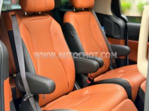 Xe Kia Carnival Signature 2.2D 2023