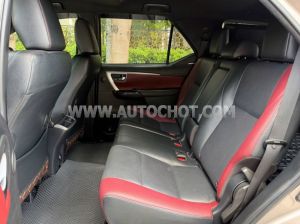 Xe Toyota Fortuner Legender 2.4L 4x2 AT 2022