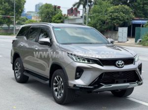 Xe Toyota Fortuner Legender 2.4L 4x2 AT 2022
