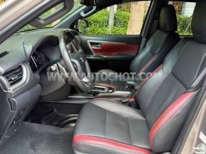 Xe Toyota Fortuner Legender 2.4L 4x2 AT 2022