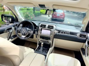 Xe Lexus GX 460 2020