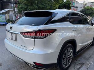 Xe Lexus RX 300 2021