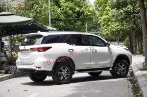Xe Toyota Fortuner 2.4L 4x2 AT 2022