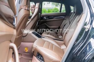 Xe Porsche Panamera 3.0 V6 2021