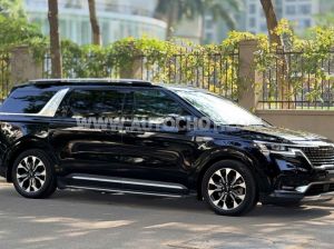 Xe Kia Carnival Signature 2.2D 2024