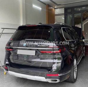Xe BMW X7 xDrive40i 2023