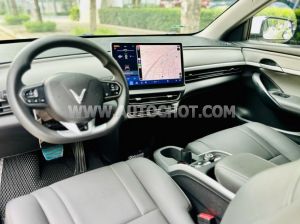 Xe VinFast VF6 Eco 2025