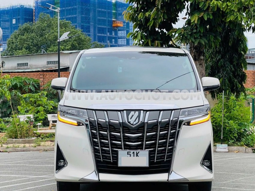 Toyota Alphard Luxury Executive Lounge 2021