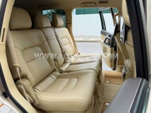 Xe Toyota Land Cruiser VX 4.6 V8 2016