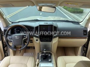Xe Toyota Land Cruiser VX 4.6 V8 2016