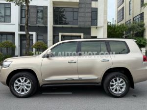 Xe Toyota Land Cruiser VX 4.6 V8 2016