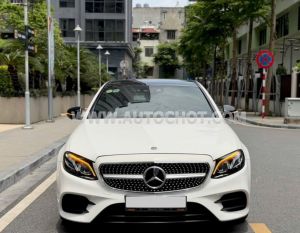 Xe Mercedes Benz E class E300 AMG 2020