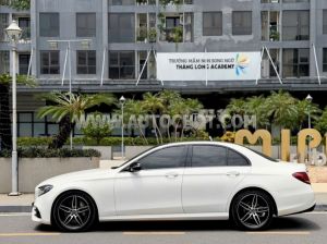 Xe Mercedes Benz E class E300 AMG 2020