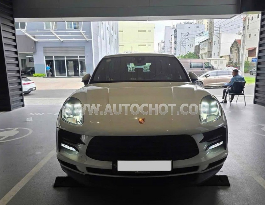 Porsche Macan 2.0 2021