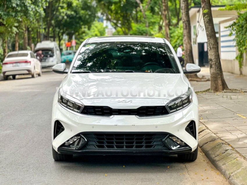 Kia K3 Premium 1.6 AT 2022