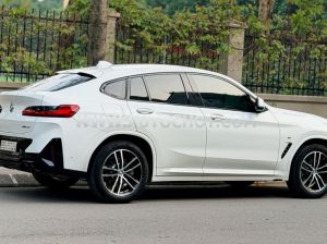 Xe BMW X4 xDrive20i M Sport 2020