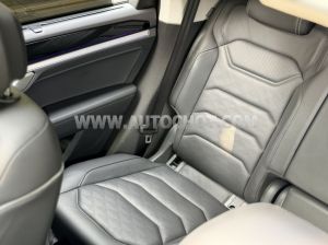 Xe Volkswagen Touareg Luxury 2.0 TSI 2023
