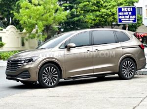 Xe Volkswagen Viloran Luxury 2024
