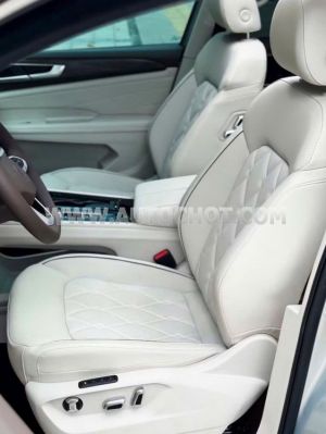 Xe Volkswagen Viloran Luxury 2024