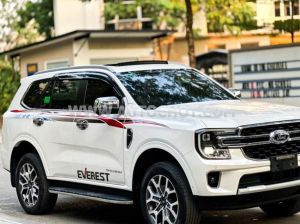 Xe Ford Everest Titanium Plus 2.0L 4x4 AT 2022