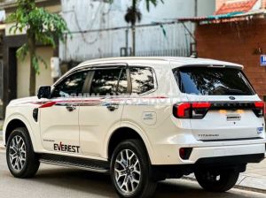 Xe Ford Everest Titanium Plus 2.0L 4x4 AT 2022
