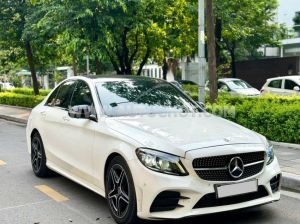 Xe Mercedes Benz C class C300 AMG 2021