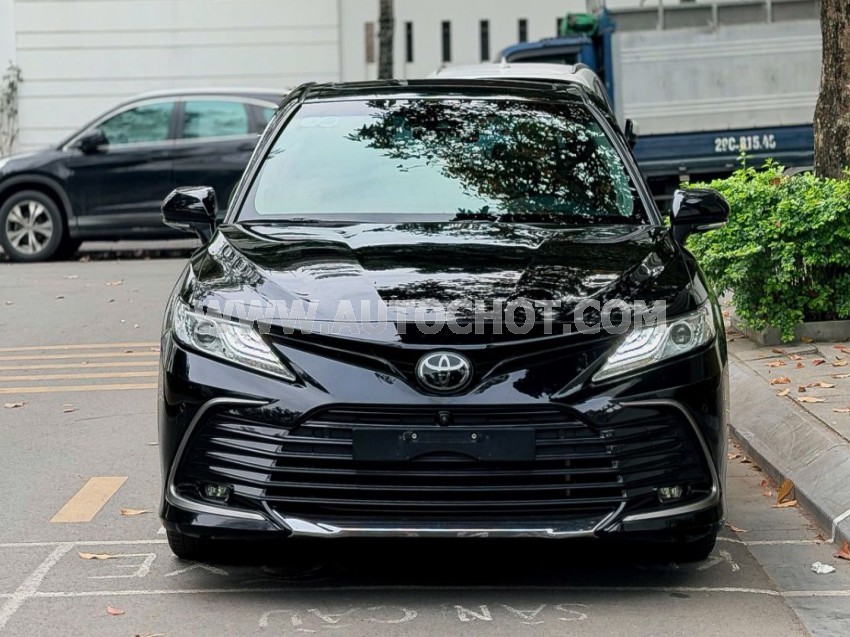 Toyota Camry 2.5Q 2021