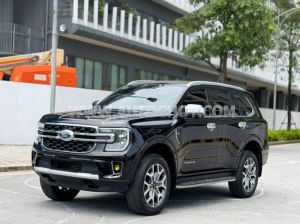 Xe Ford Everest Titanium 2.0L 4x2 AT 2022
