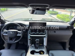 Xe Toyota Land Cruiser 3.5 V6 2022