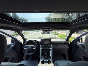 Xe Toyota Land Cruiser 3.5 V6 2022