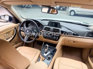 Xe BMW 3 Series 320i 2018