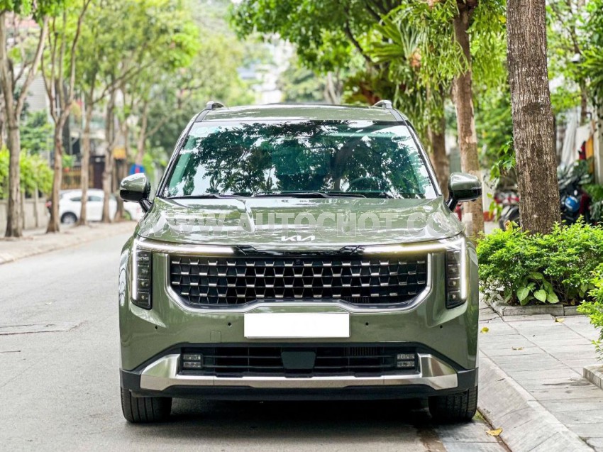 Kia Carnival Signature 2.2D 2025