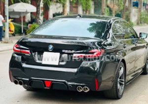 Xe BMW 5 Series 520i 2016