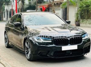 Xe BMW 5 Series 520i 2016