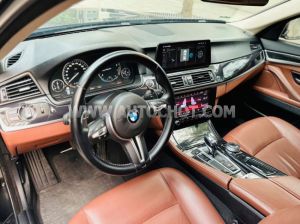 Xe BMW 5 Series 520i 2016