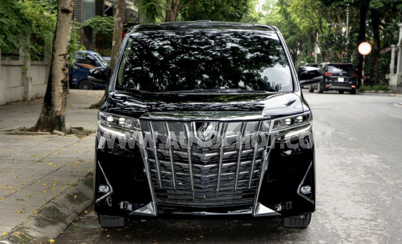 Toyota Alphard Luxury Executive Lounge 2020