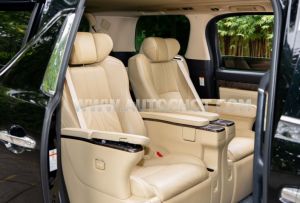Xe Toyota Alphard Luxury Executive Lounge 2020