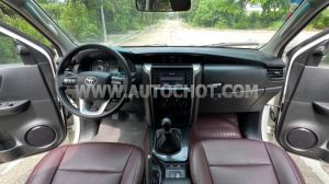 Xe Toyota Fortuner 2.4G 4x2 MT 2020