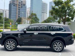 Xe Ford Everest Titanium 2.0L 4x2 AT 2022