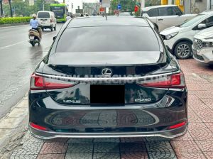 Xe Lexus ES 250 2022
