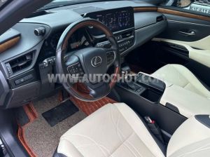 Xe Lexus ES 250 2022