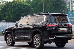 Xe Toyota Land Cruiser 3.5 V6 2024