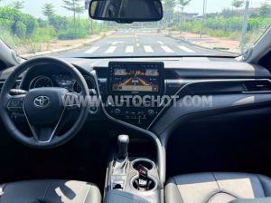 Xe Toyota Camry 2.0Q 2022