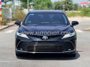 Xe Toyota Camry 2.0Q 2022