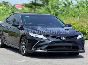 Xe Toyota Camry 2.0Q 2022