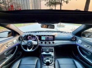 Xe Mercedes Benz E class E300 AMG 2019